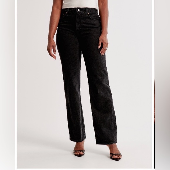 Abercrombie & Fitch Curve Love Black 90s Relaxed High Rise Jeans with Split Hem - Picture 2 of 9